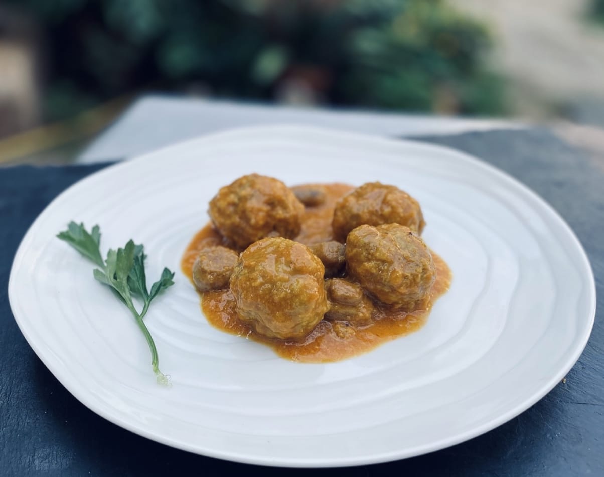 Albondigas con salsa y champinones 2