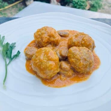 Albondigas con salsa y champinones 3