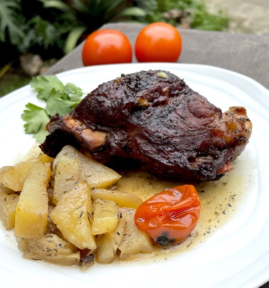 Carrillera de cerdo al horno con patata 1
