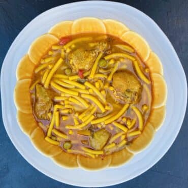 Fideos Caldosos con Carne