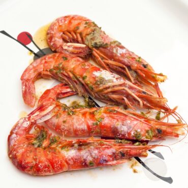 Langostinos al Horno con Ajo y Perejil (4 unidades)
