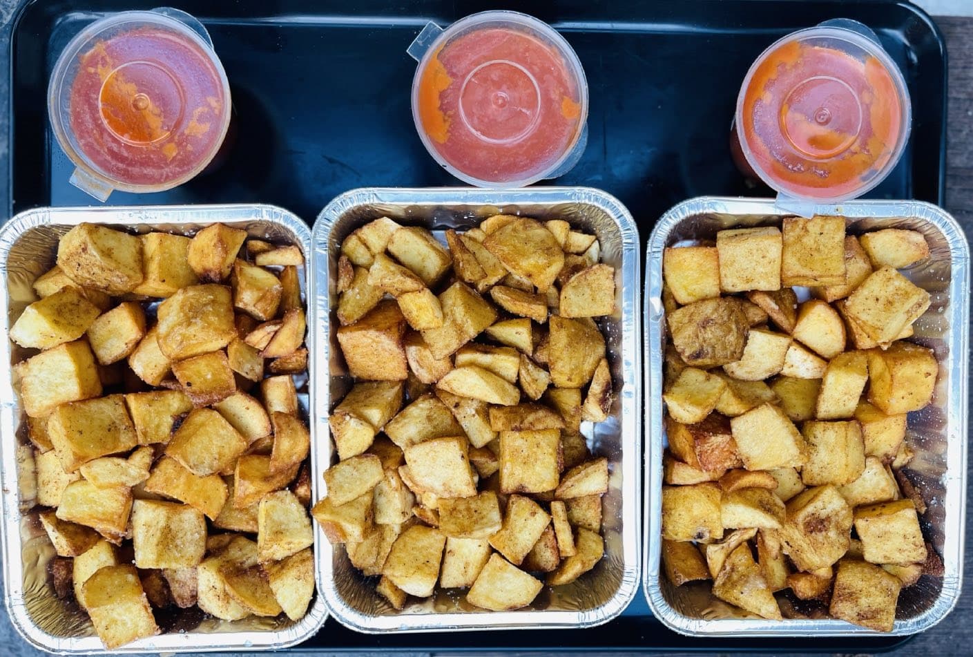 Patatas Bravas con Salsa - Imagen 3