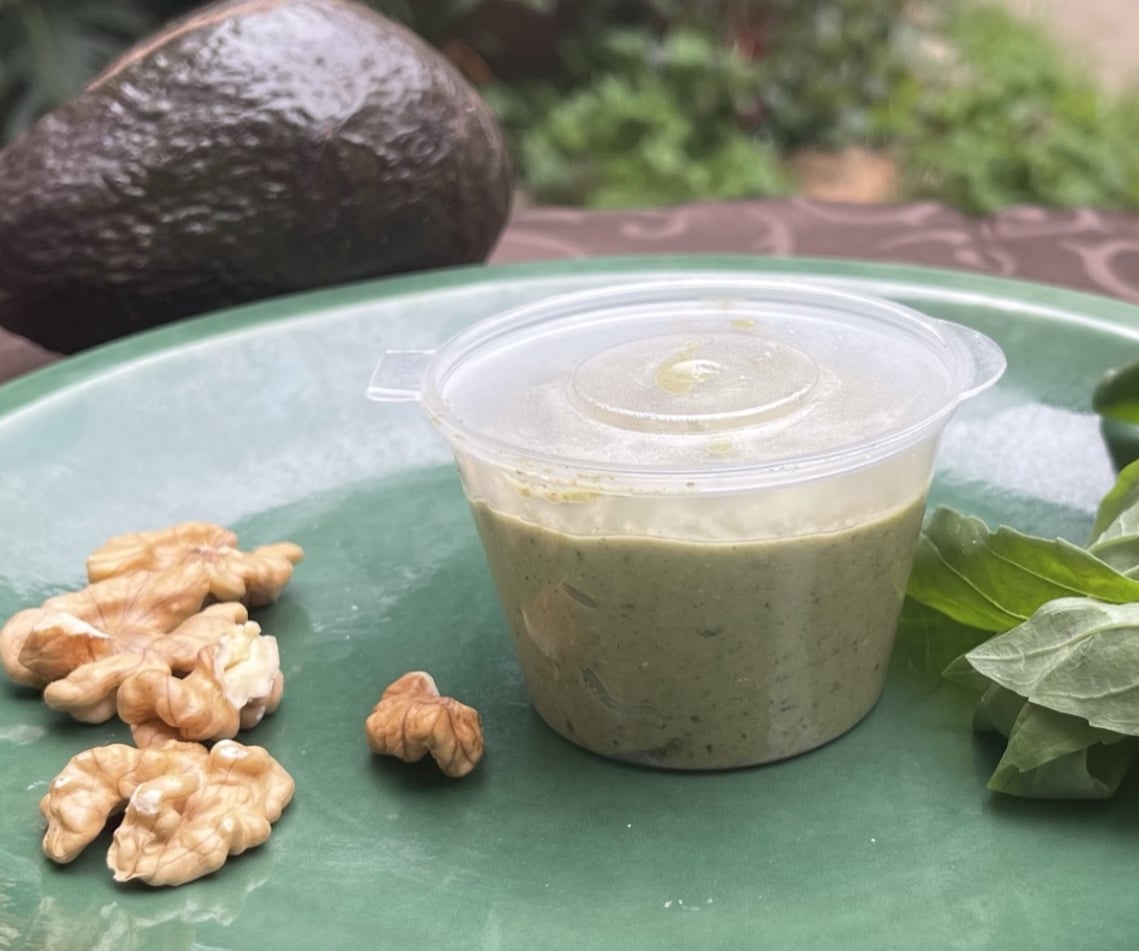 Salsa Pesto de Aguacate y Nueces (Elaboración Propia) - Imagen 4