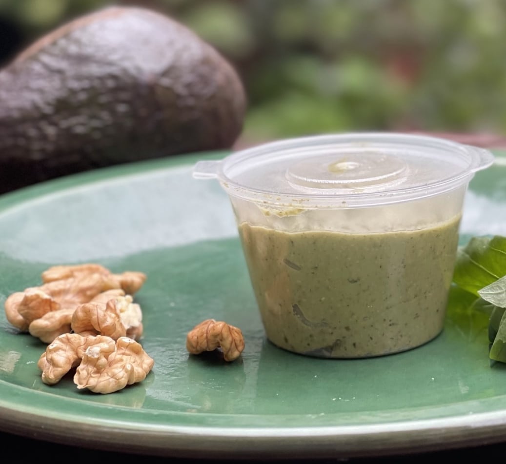 Salsa Pesto de Aguacate y Nueces (Elaboración Propia)