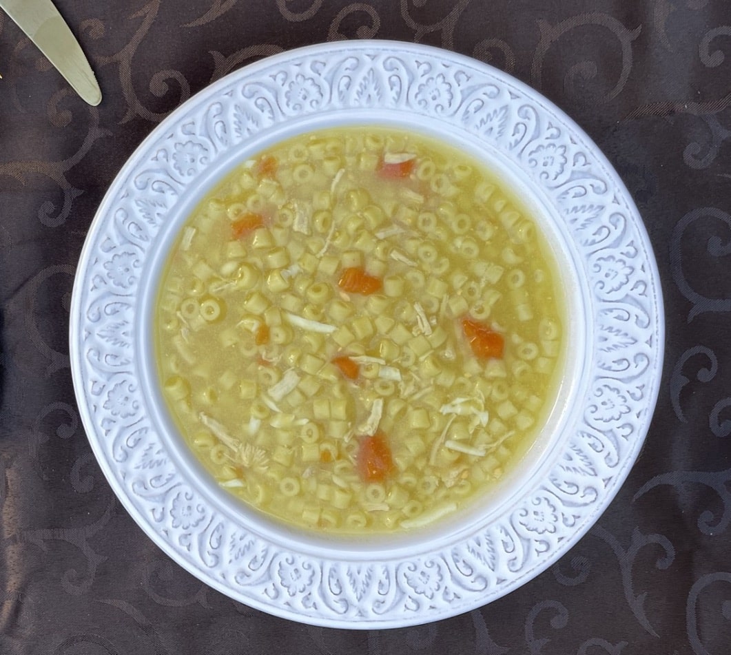 Sopa de pollo 7