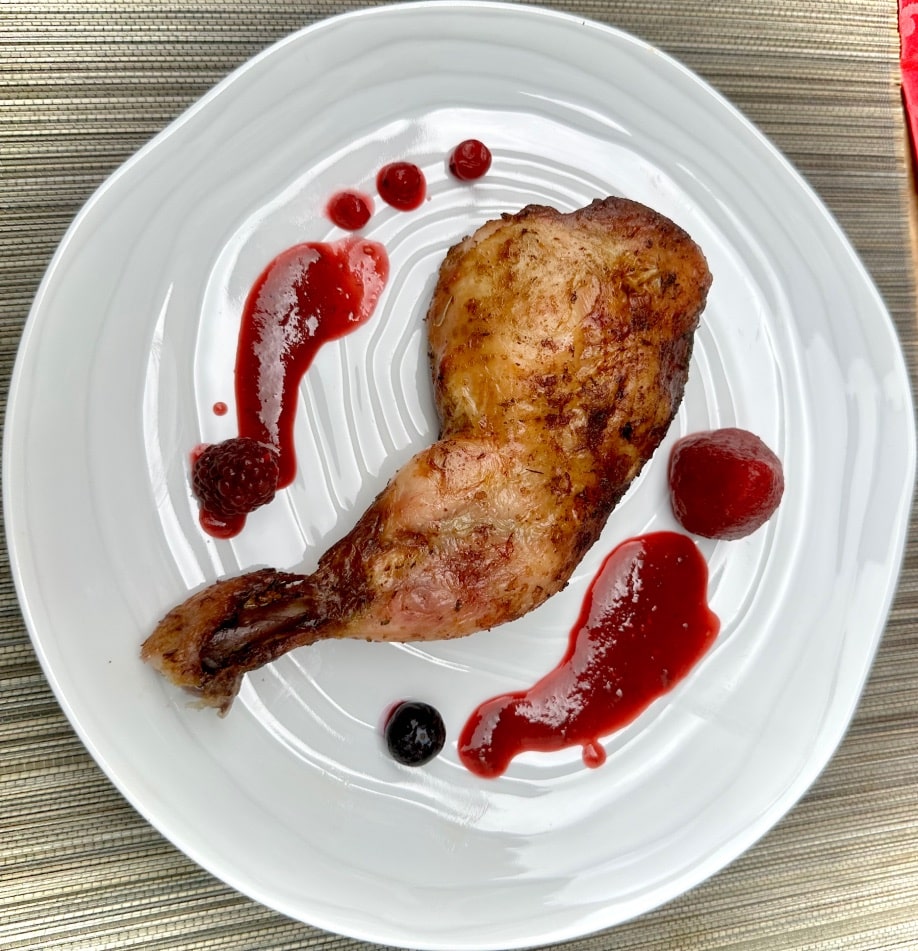Muslo de Pollo con Salsa de Frutos del Bosque 5